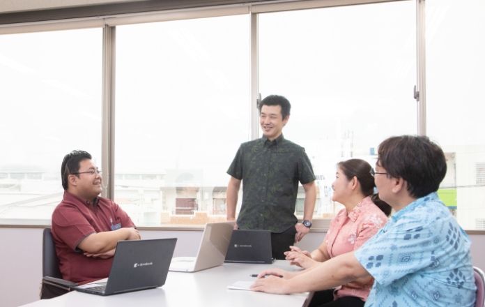 丸正ビジネスサービスメインスライド1